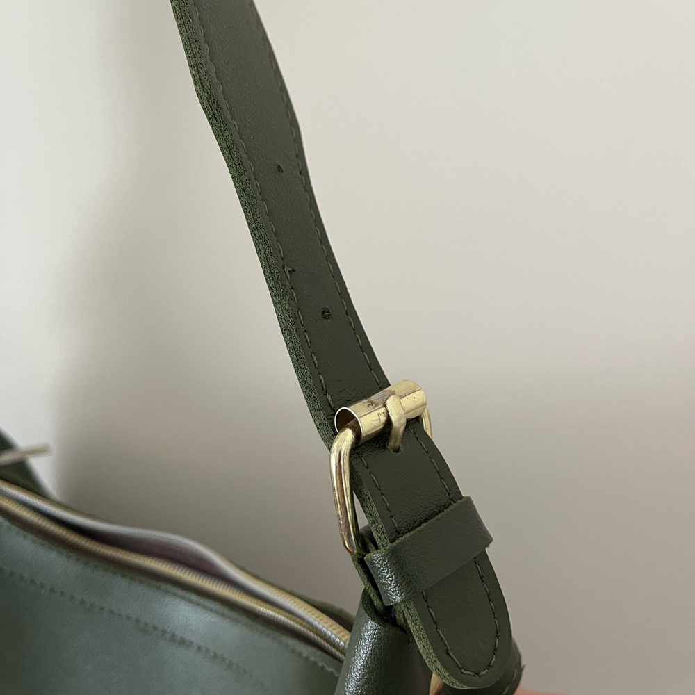 Elegant Olive Green Shoulder Bag - Picture 3 of 5